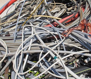 Почему в Украине воруют кабель и как с этим бороться