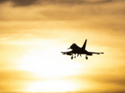 Італія купує винищувачі за фантастичним цінником