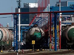 Виробництво бензину в РФ обвалилося до мінімуму з жовтня після нових нальотів на НПЗ