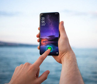 Какой флагман 2019 года держит батарею лучше всего?