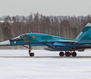 Ховає від ATACMS. Росія перекинула літаки Су на аеродром "Енгельс", - Defense Express