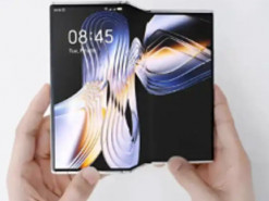 Samsung розробляє телефон із потрійним складанням: що відомо про новий гаджет