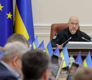 Шмигаль доручив посилити контроль за благодійними зборами після випадку Назарія Гусакова