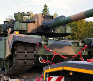 Польща отримала нову партію південнокорейських танків K2
