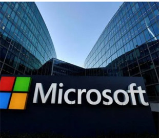 Microsoft покаже Surface Laptop Ultra з локальним ШІ до 120 млрд параметрів