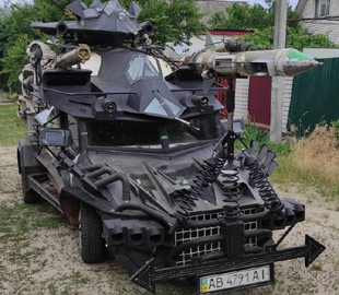 Українець створив автомобіль для залякування ворогів