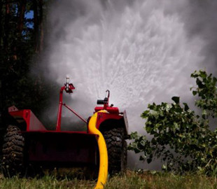 В Україні презентували пожежного робота: ДСНС показала, на що він здатний