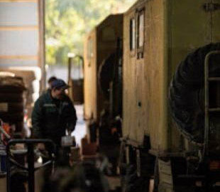 Стартував масштабний проект по ремонту вантажівок для ВСУ