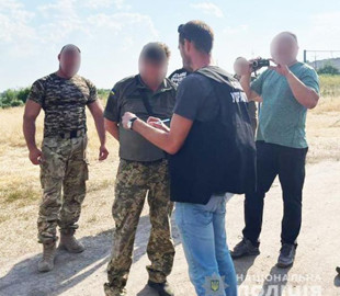 В Николаеве задержали военного, пытавшегося подкупить офицера службы правопорядка ВСУ