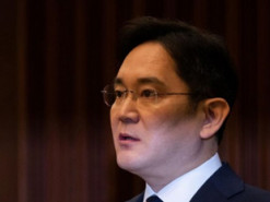 Верховний суд Південної Кореї повністю виправдав главу Samsung у справі про шахрайство