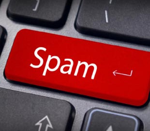 У США чиновника звільнили після розсилання пісні Тупака чотирьом тисячам колег