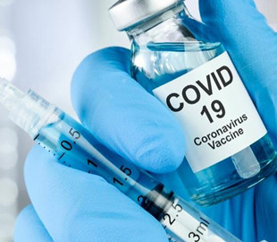 В Евросоюзе будут бороться с дезинформацией о COVID-19 и вакцинации