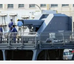 Японські розробники представили першу рейкову електромагнітну гармату для знищення бойових дронів