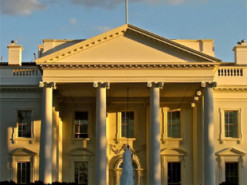 Адміністрація Трампа розпочала масові звільнення в "Голосі Америки"