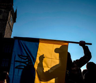 Хвиля не знижується. Скільки українців прибули до Чехії минулого тижня