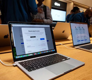 Скандал з iMessage: Apple закриває доступ ШІ до macOS