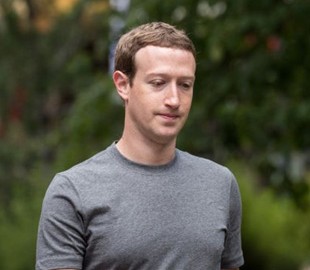 Марка Цукерберга обвинили в продаже личных данных пользователей Facebook