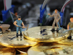 СМИ: Иран полностью запретил майнинг криптовалют до сентября