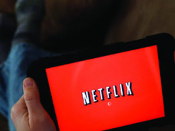 Netflix продлил мультсериал с Майклом Дугласом на второй сезон