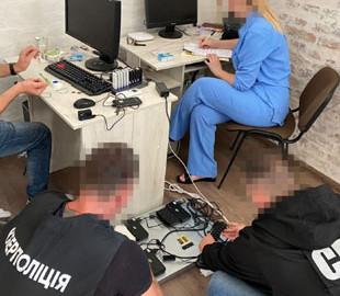 СБУ заблокувала ботоферму, яка розповсюджувала фейкові новини з фронтів