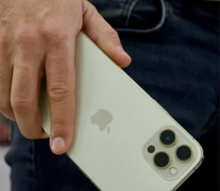 Що потрібно зробити, якщо смартфон почав повільно працювати: поради експертів