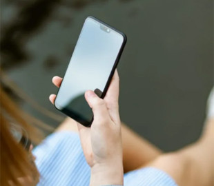 Як надовго зберегти високий рівень заряду акумулятора смартфона: 5 простих дій