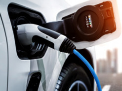 Експерти розповіли, чому електромобілі можуть спровокувати кризу на авторинку