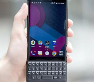 BlackBerry знову став модним: чи є сенс купувати легендарний смартфон у 2026 році