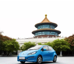 Китайська BYD обігнала Nissan у постачанні електромобілів і наблизилася до Tesla