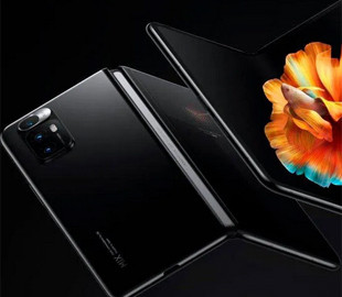 Стала известна стоимость ремонта смартфона Xiaomi Mi Mix Fold со складным экраном