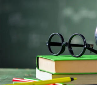 Коли в Україні розпочнуться осінні канікули 2022: скільки триватимуть та дата