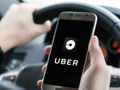 Стало известно, что чаще всего забывают в такси Uber