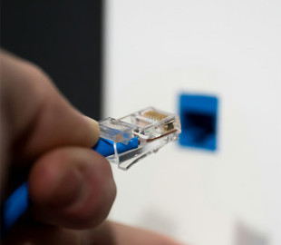 Де у світі досі немає інтернету і хто блокує доступ до мережі