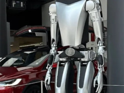 Маск розповів, за скільки хоче продавати своїх гуманоїдних роботів Optimus