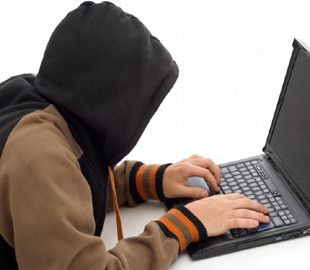 Фальшиві штрафи за порушення ПДР та платіжне шахрайство: як обманюють українців