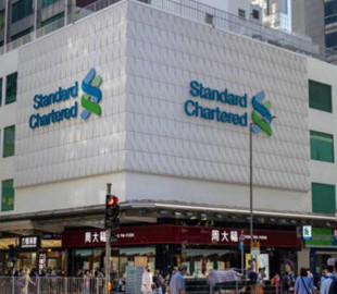 Банк Standard Chartered скоротить понад 7 000 робочих місць у зв’язку з використанням ШІ