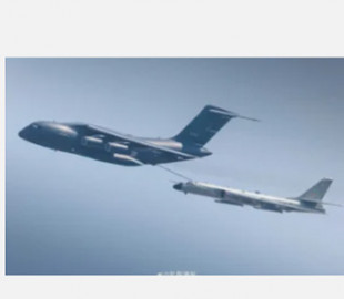 Китайські розробники провели успішне випробування нового стратегічного бомбардувальника H-6N