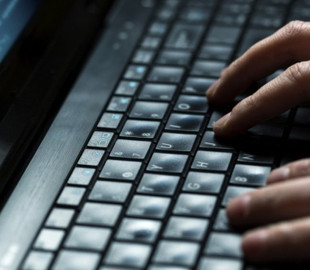 Працівників державних організацій попереджають про небезпечні електронні листи