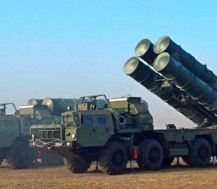 В РФ можуть бути великі запаси ракет 48Н6 для С-400: прийняли на озброєння ще в 1990-му