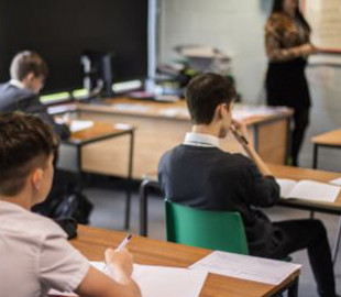 На платформі Всеукраїнської школи онлайн зʼявилися навчальні матеріали для дітей за кордоном