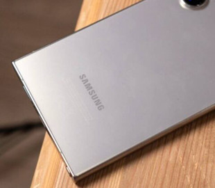 У смартфонах Samsung знайшли десятки вразливостей
