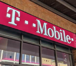 SoftBank залучив $4,8 млрд від продажу акцій T-Mobile