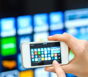 Як під'єднати смартфон до телевізора для трансляції відео та фото