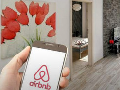 Airbnb безкоштовно розселить по Європі до 100 тис. біженців з України
