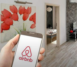 Airbnb безкоштовно розселить по Європі до 100 тис. біженців з України