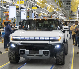 Кількість замовлень на електрокари Hummer перевищила 65 тисяч