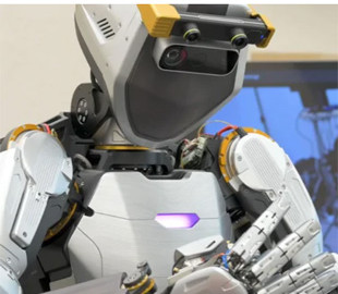 Найшвидший і найрозумніший у світі: на що здатен робот Phoenix 7-го покоління