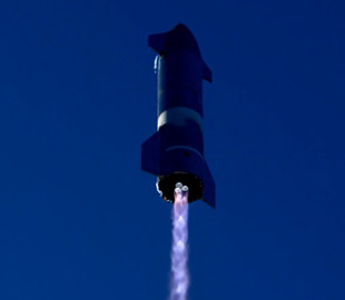SpaceX показала уламки космічного корабля Starship SN8, який розбився при посадці