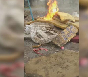 У Дніпрі невідомий принижував дітей та влаштував пожежу