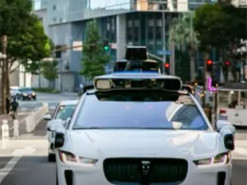 Waymo запускає тестову програму роботаксі в Лос-Анджелесі